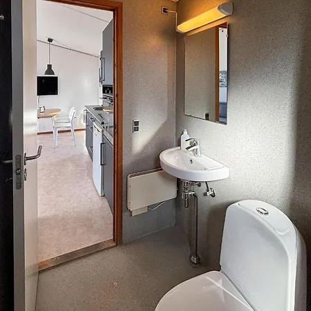 2 Bedroom Awesome In ヴァーイン